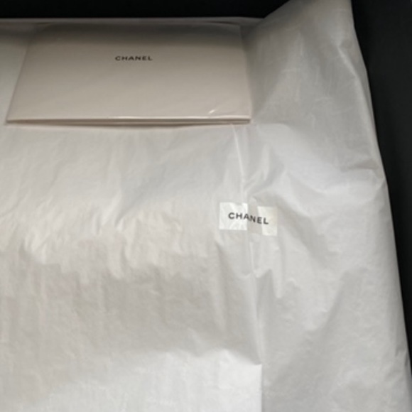 Large NEVER used black authentic leather bullskin Chanel purse w/receipt !!! - Picture 5 of 6